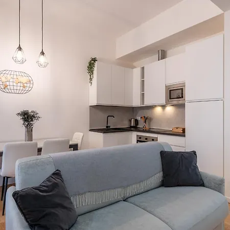 Apartment The World *